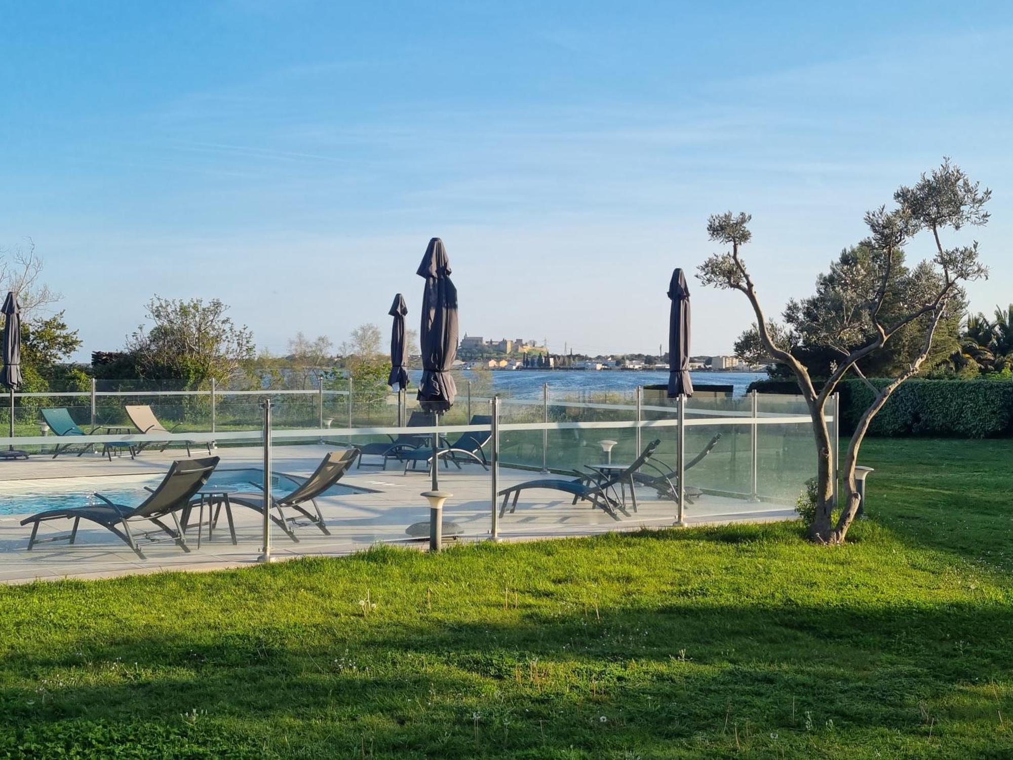 Ariane Hotel Fos Sur Mer Fos-sur-Mer Exterior foto